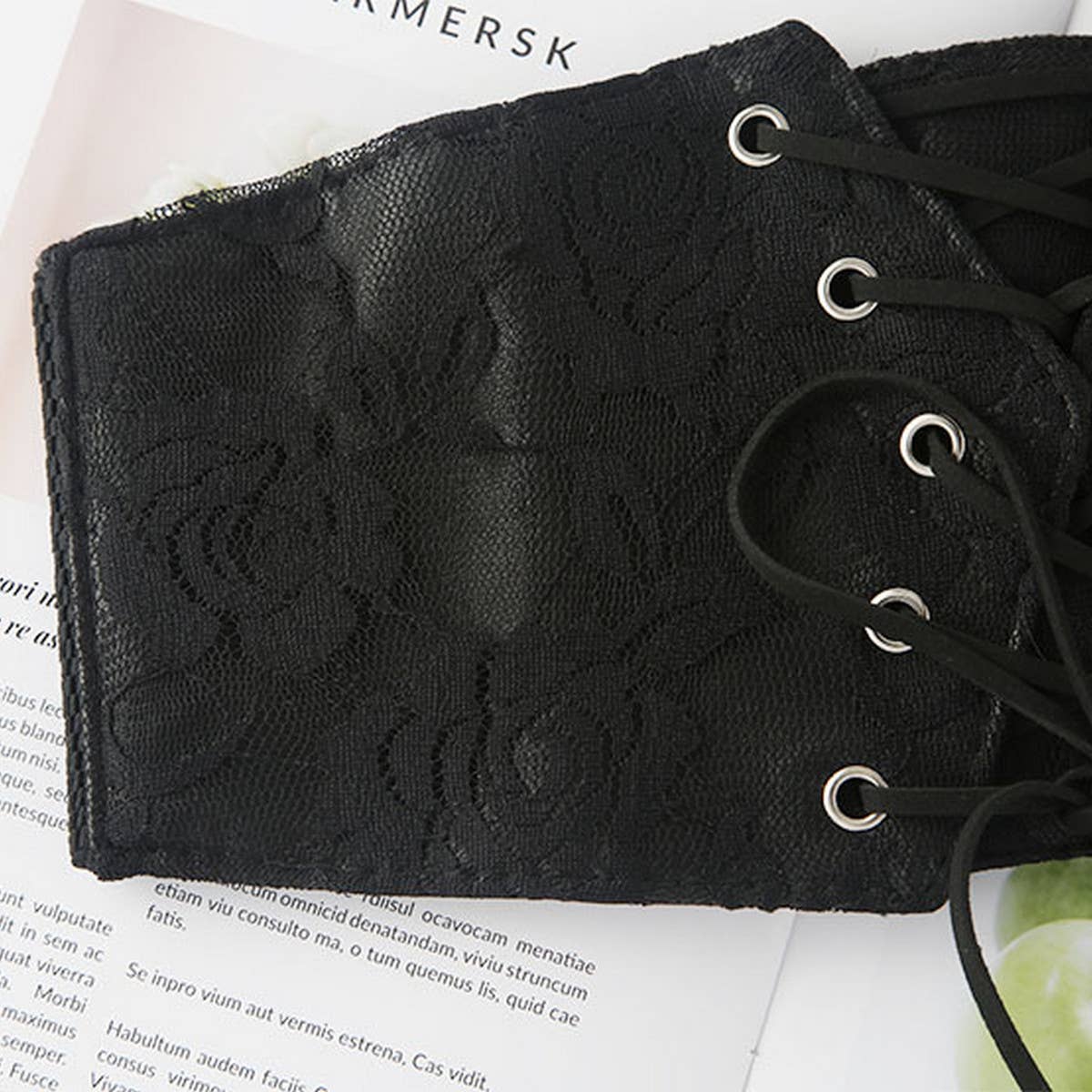 LACE AND LEATHER ELASTIC WAIST BELT