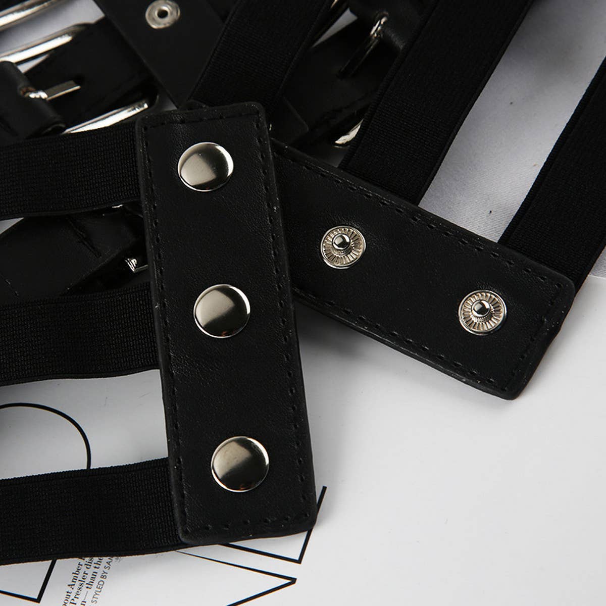 PUNK STYLE SUSPENDER BELT